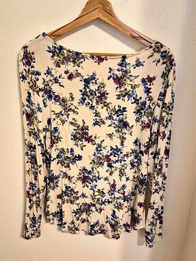 Emaline Floral Long Sleeve Top in Cream & Blue Size Medium